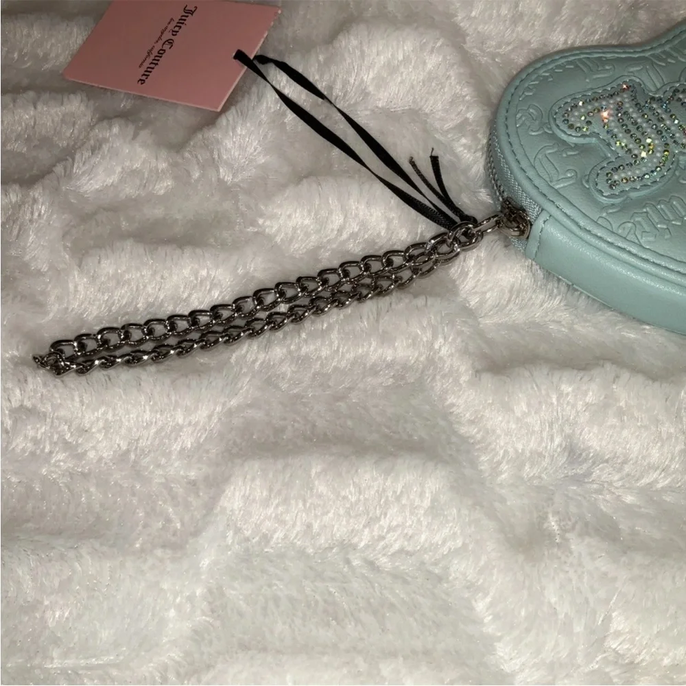Juicy Couture Pastel‎ Turquoise String Of Pearls Heart ZA Wristlet NWT - Picture 4 of 9